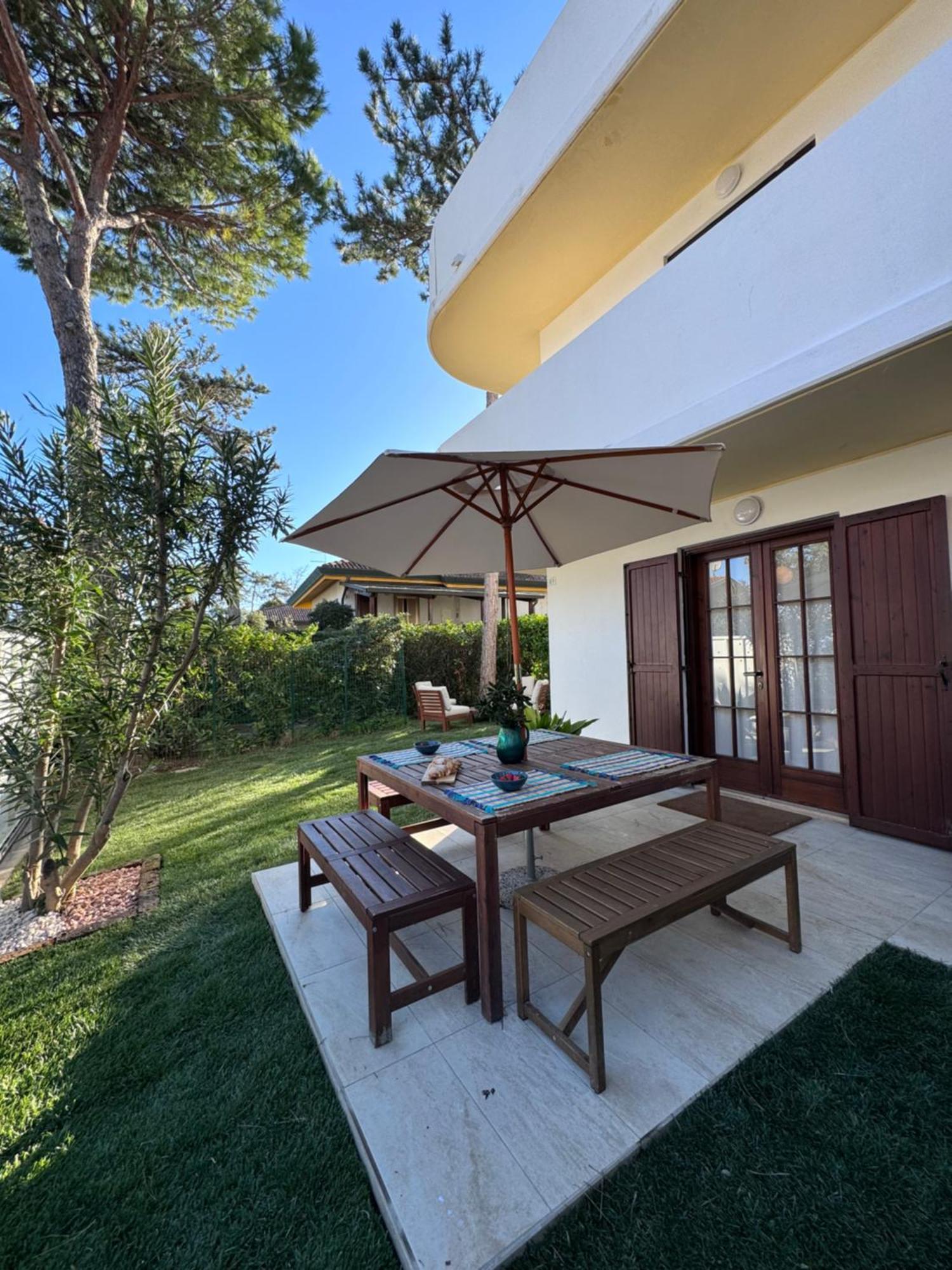 Villa Vittoria Lignano Sabbiadoro Exterior photo